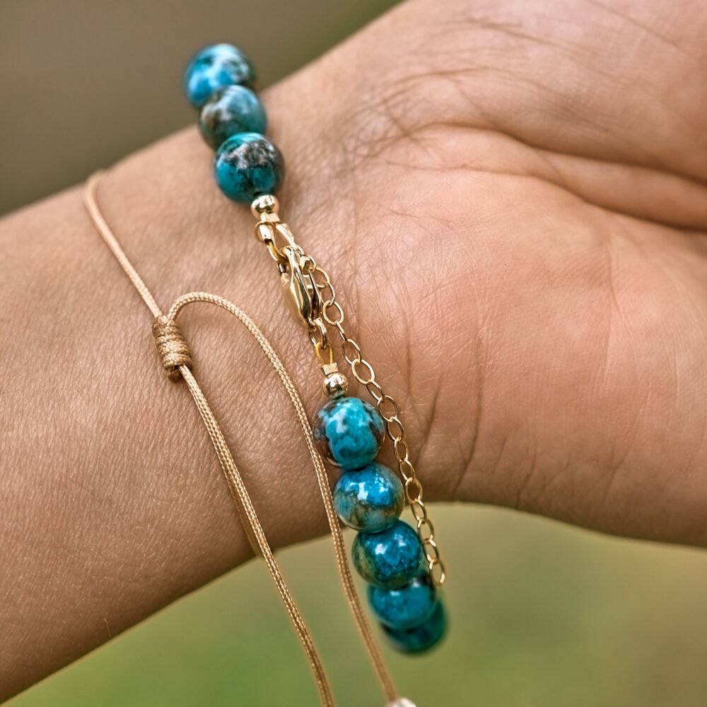 pulsera con crisocola peruana, perla cultivada, ópalo etíope de fuego y gold filled 14 K
